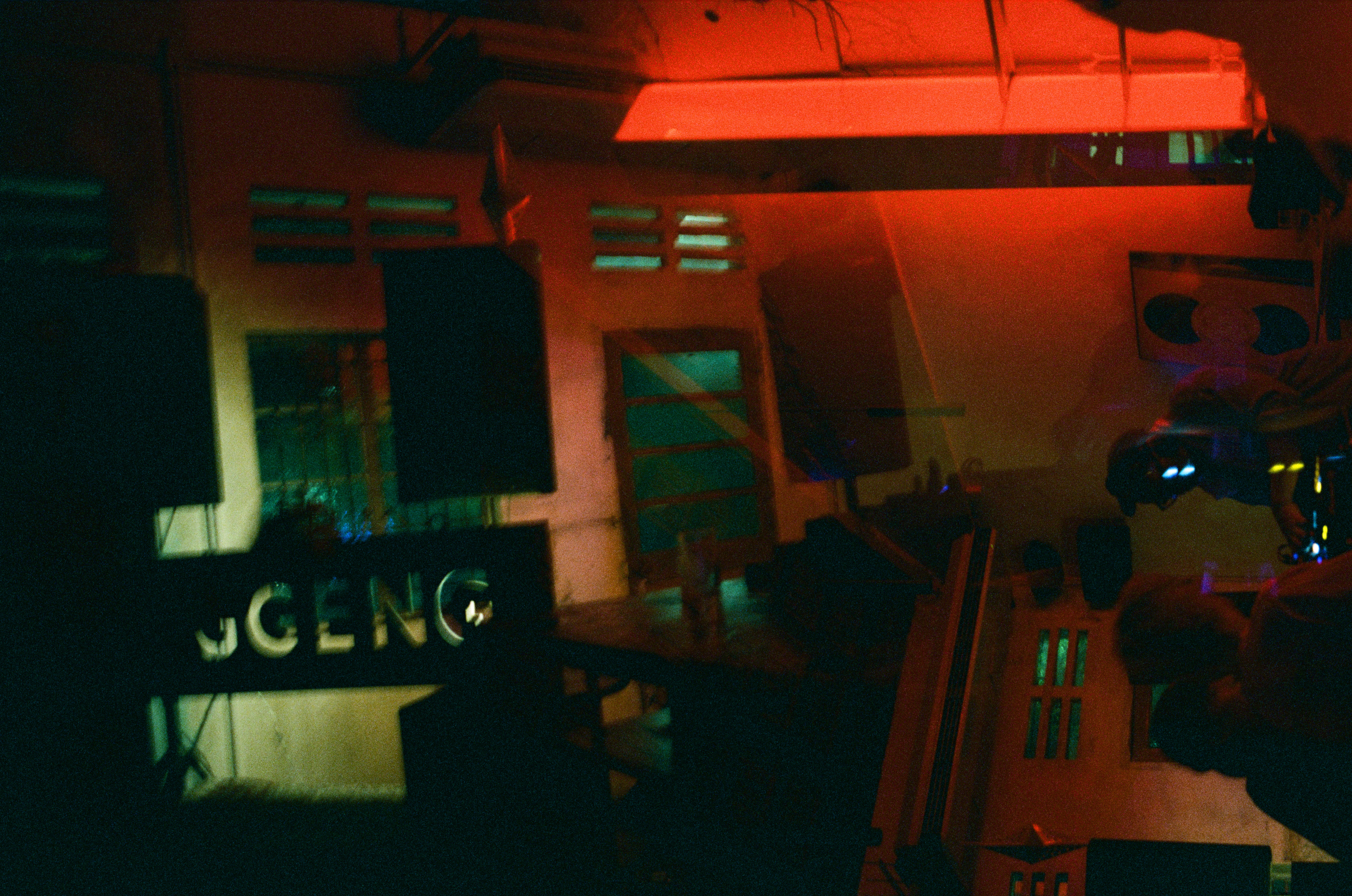 Sound and music related imagery